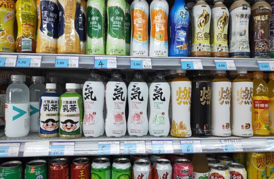 线下买陈列线上卖食品元气森林会是下个农夫山泉还是下个瑞幸
