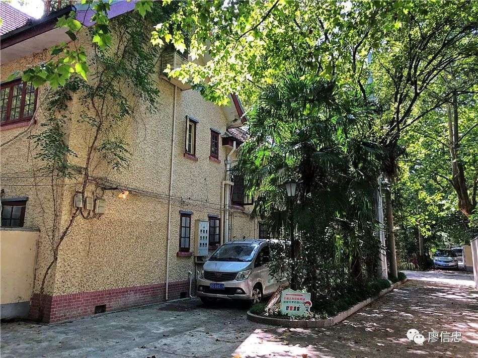 上海老洋房只分两种味道：霉味和钱味