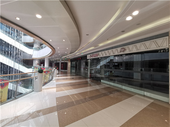 商业烂尾楼，德基、宝能们是如何“啃”下来的？