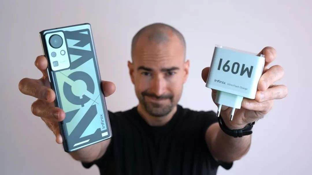 事实上,传音这款手机的命名为infinix zero x概念机,不仅支持160w有线