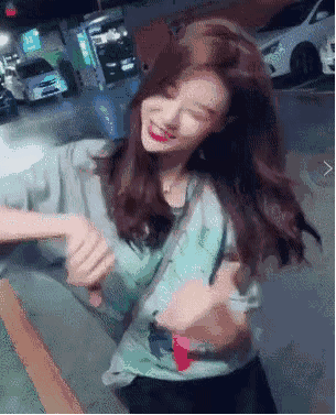 从淘宝店铺做到纳斯达克 网红电商的这把火是