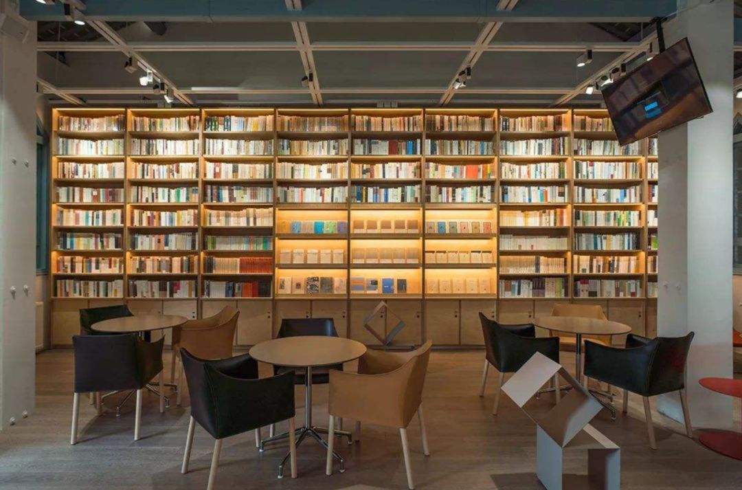 中国书店“变身记”