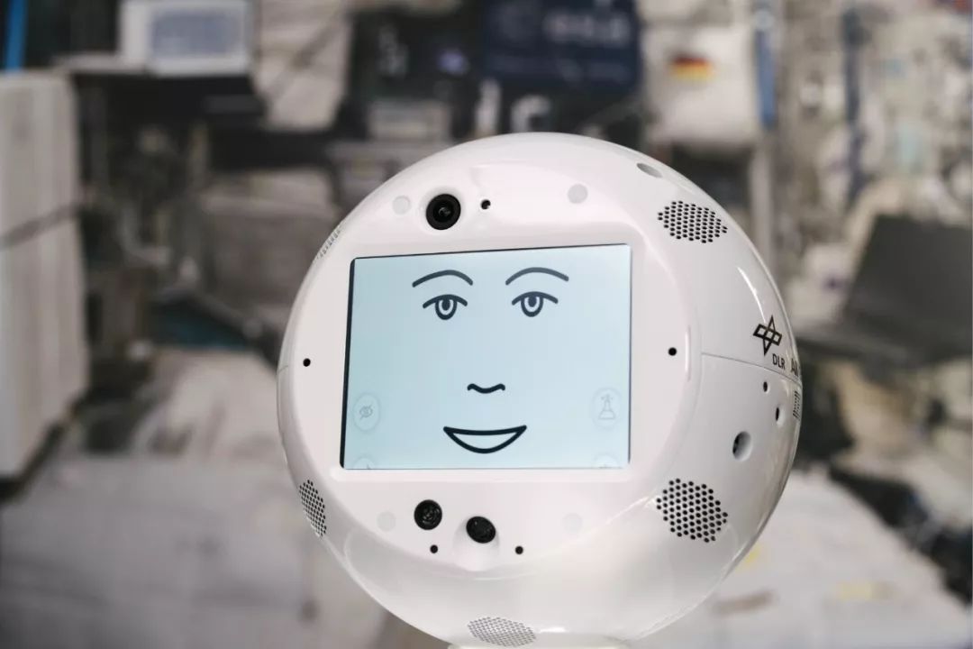 The first space AI robot in human history, how did IBM and Airbus develop it in two years?