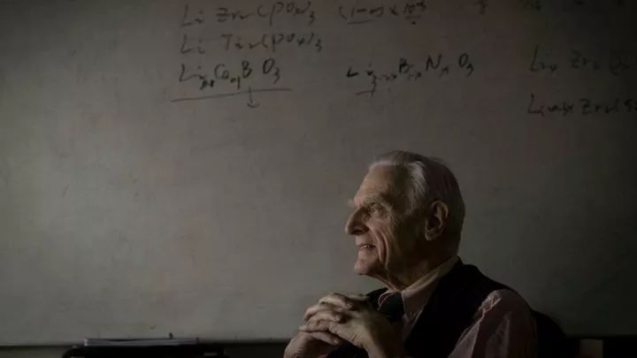 Physicist at the age of 54, the Nobel Prize in Chemistry at the age of 97, what are you worried about at the age of 30?