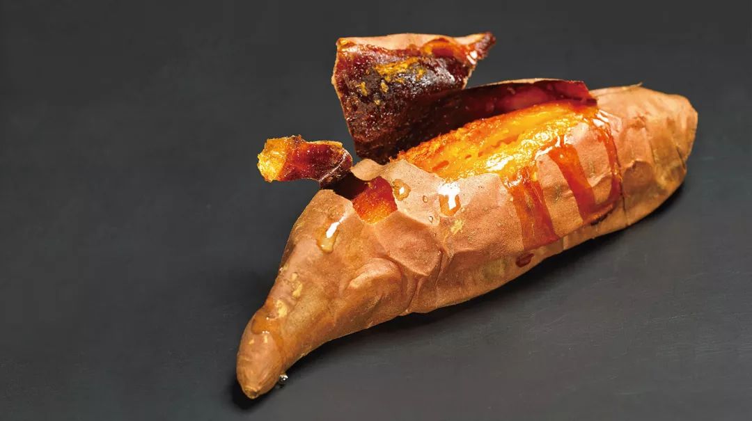 原因是有一次去日本考察,周导发现日本的红薯文化非常强!