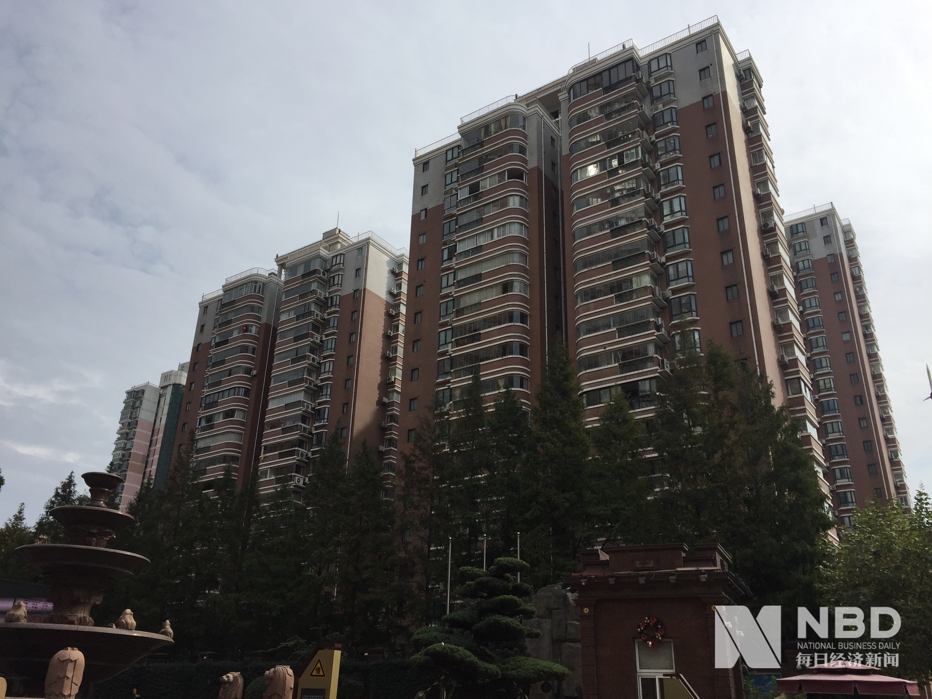 The volume of second-hand housing in Shanghai hits a new low this year, and the listing price is too high to suppress transactions