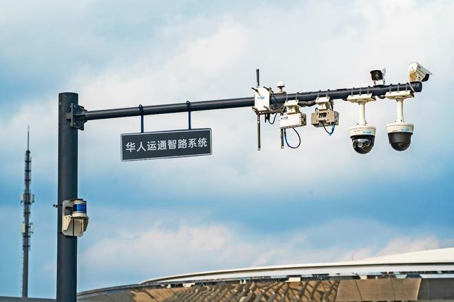 最前线 | 华人运通丁磊：我已经造了一辈子车，创业目标是构建未来智慧城市