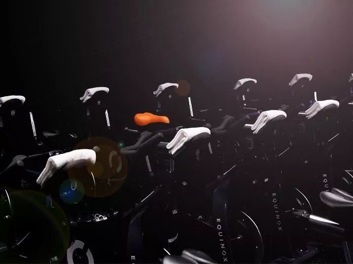Peloton股价重新跌破发行价，运动品牌开店季，ClassPass寻求2.8亿美元融资 |  健身周报
