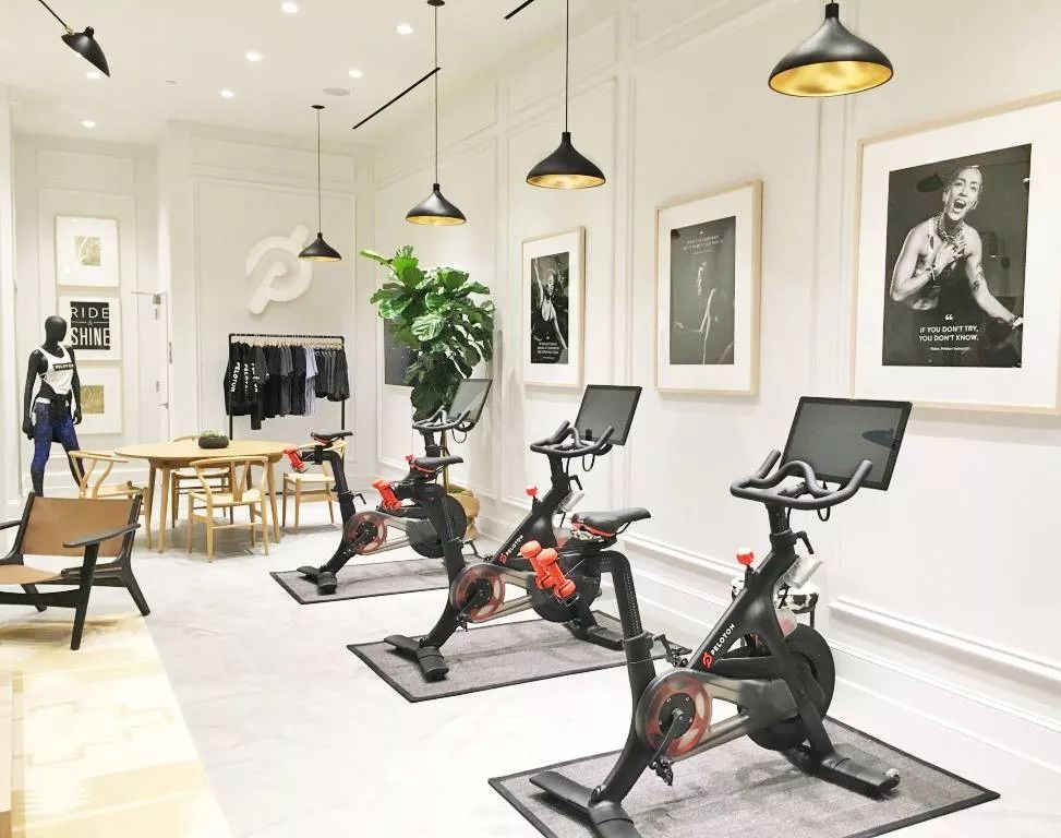 Peloton股价重新跌破发行价，运动品牌开店季，ClassPass寻求2.8亿美元融资 |  健身周报