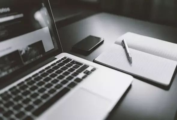 老乡鸡董事长手撕联名信:至暗时刻,最见一个人的格局