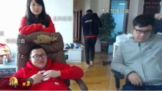 另类网红孙笑川:一场“狗粉丝”的狂欢