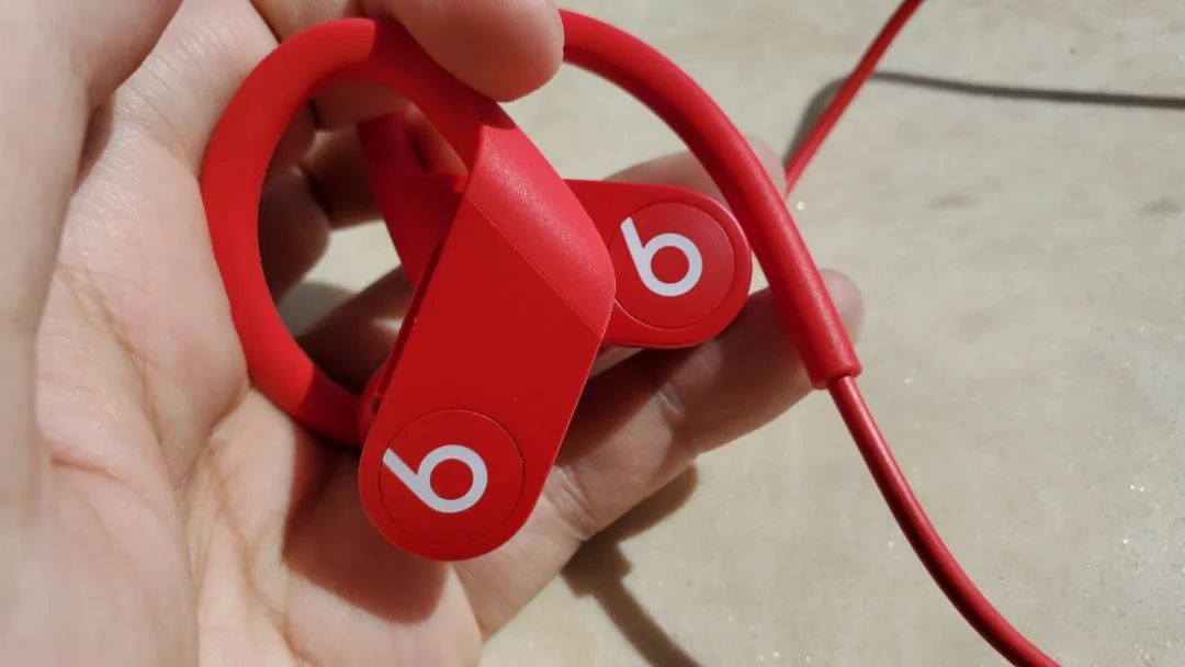 v2_7c7503dfaf6845bfbc6d71af9a3acb14_img_000