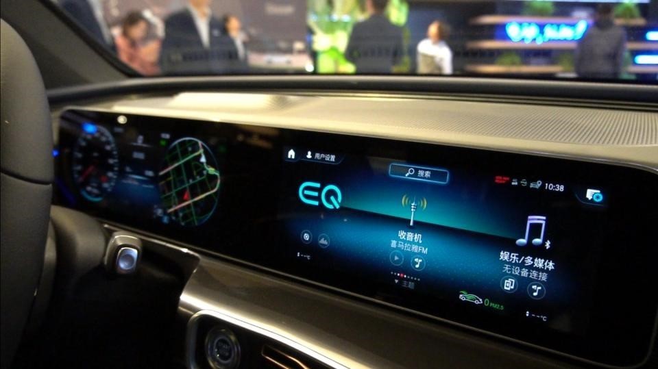 ​全新梅赛德斯-奔驰EQC纯电SUV 上手体验，电动+豪华新选择