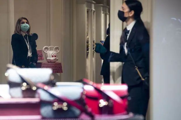 After 28 consecutive years of growth, Top Luxury Hermes also encountered a middle-aged crisis?
