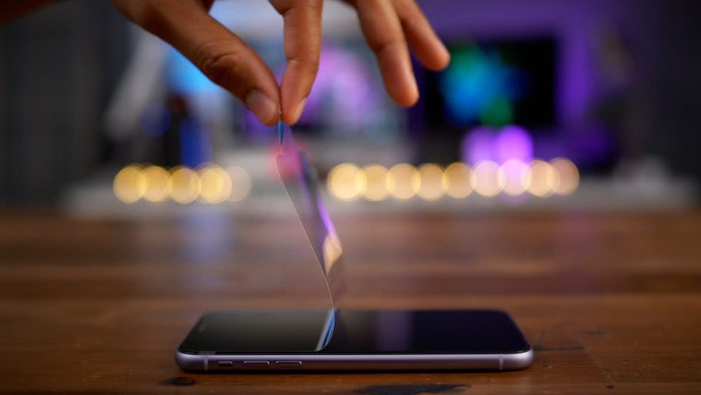 蘋果破天荒允許員工帶iPhone樣機(jī)回家，視頻指導(dǎo)中國(guó)工廠組裝