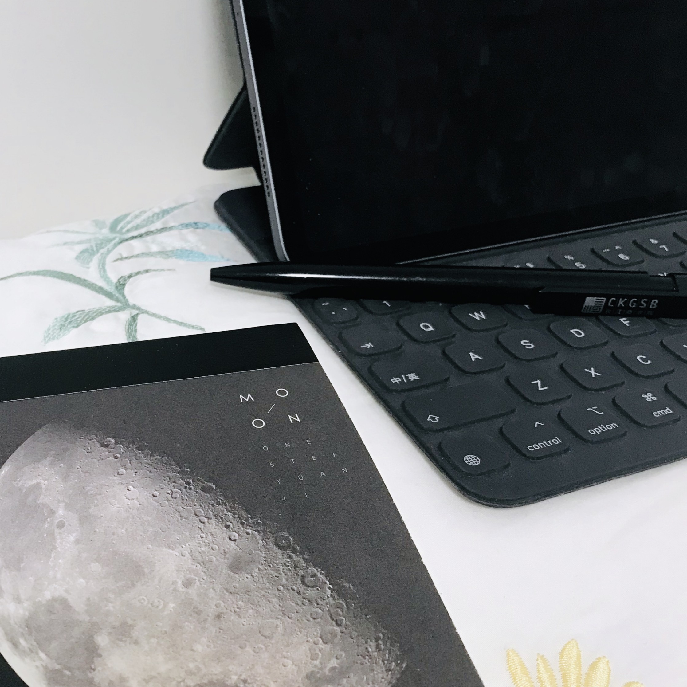 关注企业战略/用户研究，微信18600450621