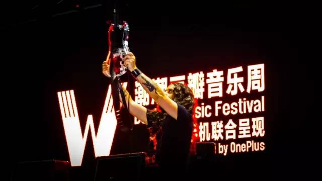 户外大型音乐节持续火爆，可发生在城市场景里的小型音乐节是下一个增长点吗？