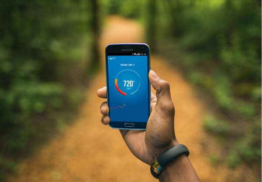 时隔两年，耐克终于发布安卓版 FuelBand 应用