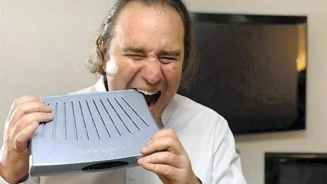 没老师、没作业、没文凭，这学校的毕业生还被一流大公司抢光