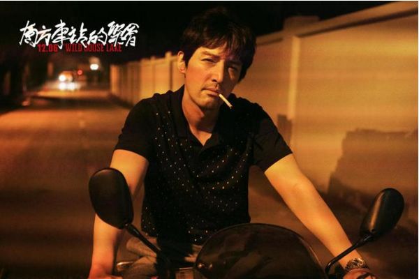 胡歌《南方车站的聚会》超1.5亿：如何突破职业瓶颈？胡歌的回答道出了真谛