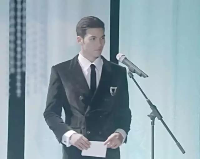 和乔布斯学做presentation：如何做一场收放自如的演讲？