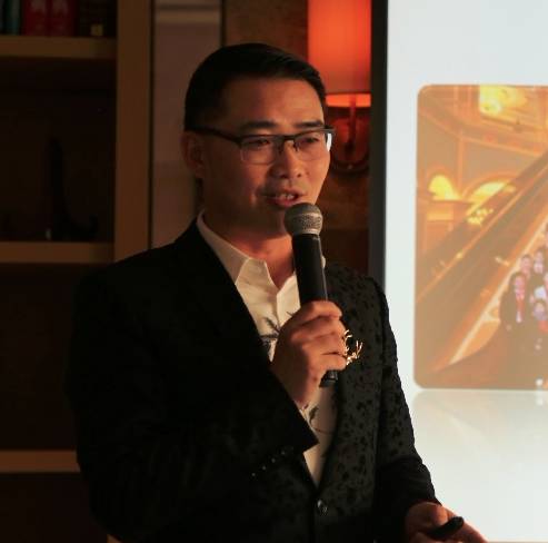 销售的狼性：红包、对赌与敲锣 