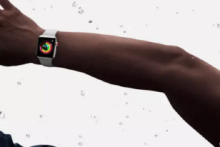 新款 Apple Watch 电池续航能力：通话1小时，GPS 训练4小时