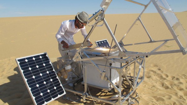 Markus Kayser Builds a Solar Powered 3D Printer that Prints Glass from Sand and a Sun Powered Cutter solar power printers design