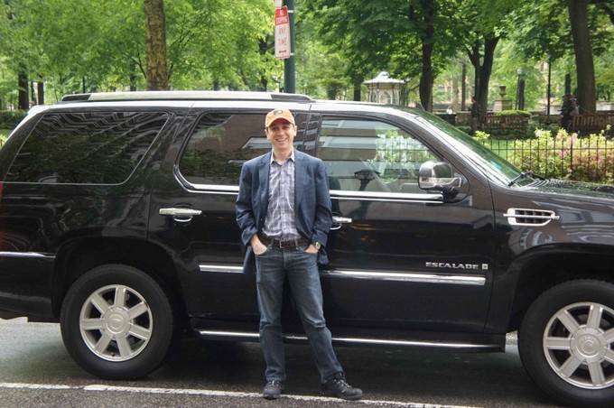 Uber新一轮融资估值或将达35亿美元，由租车服务拓展到快递甜点（司机 