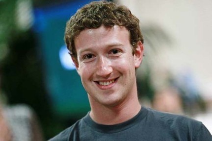 Facebook CEO 马克·扎克伯格做慈善，捐出价值5亿美元的股票