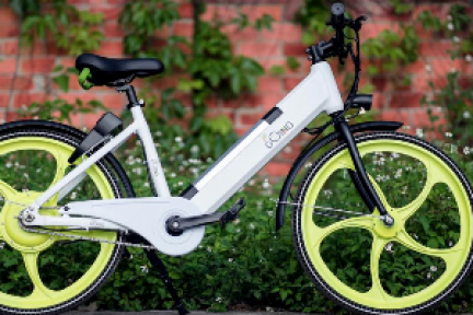 共享电单车平台“校米出行”分别与宝驾出行和爱玛达成战略合作，电动车正在量产