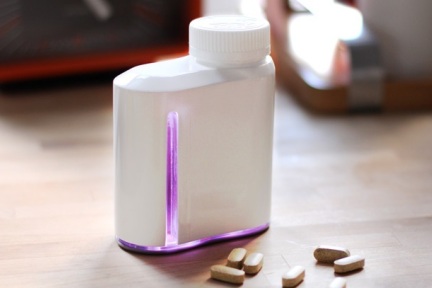 AdhereTech推出智能药瓶，能自动提醒病人按时按量用药-36氪