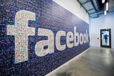 Facebook推出新功能：一键把个人海量数据迁移到其他社交网络