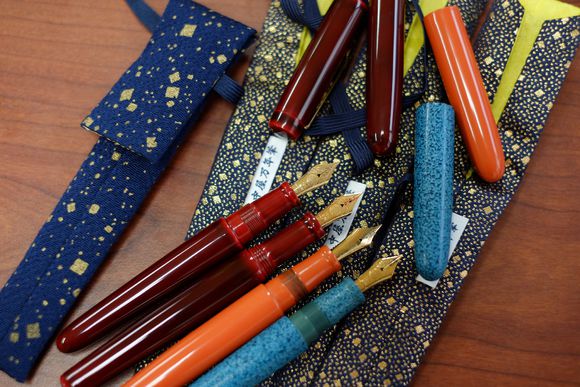 日本手工钢笔销量高：写字，是数码时代的新奢侈