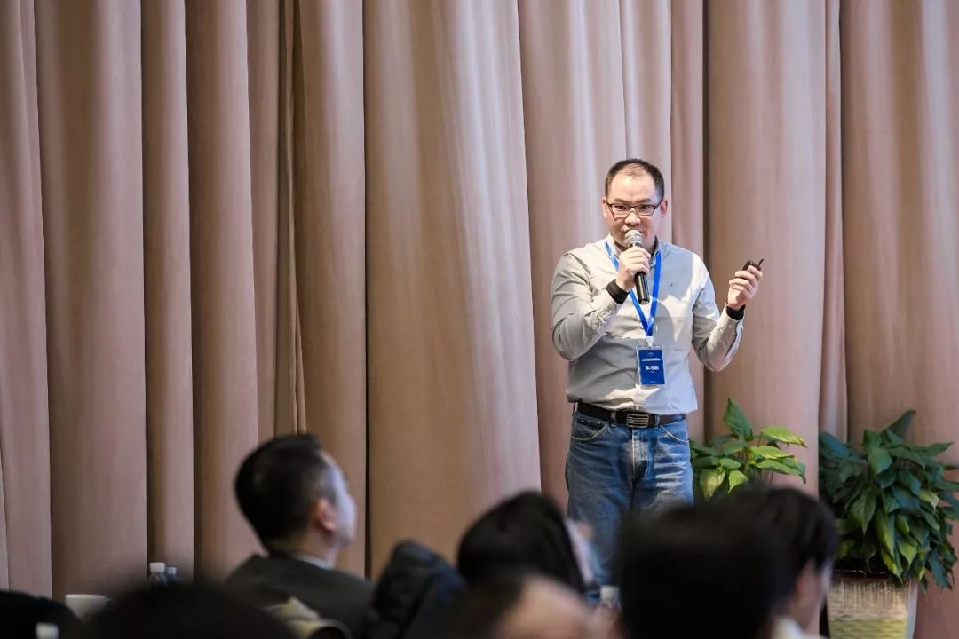 “南京海外校友创新服务中心 2019人工智能与大健康创投峰会”成功举办！