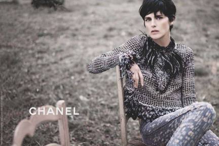 【一周消费热点】Chanel绝不付费赞助明星穿其品牌服饰进行宣传；2月维密可比门店销售额预计同比下跌20%​