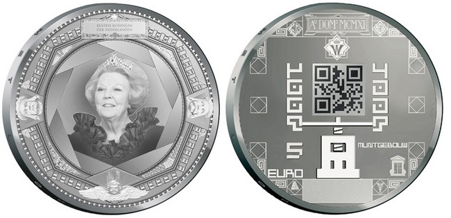 Royal Dutch Mint 5 Euro coin with a QR Code.