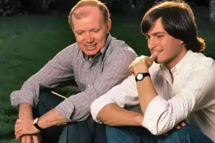 乔布斯和苹果拒不道歉的20天