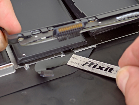 新版MacBook Pro拆机详解【高清大图】