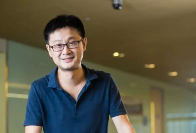 AI 就应该对人类言听计从吗？专访微软小冰负责人