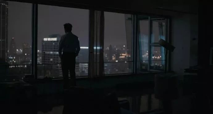 排片经理们的“红”与“黑”