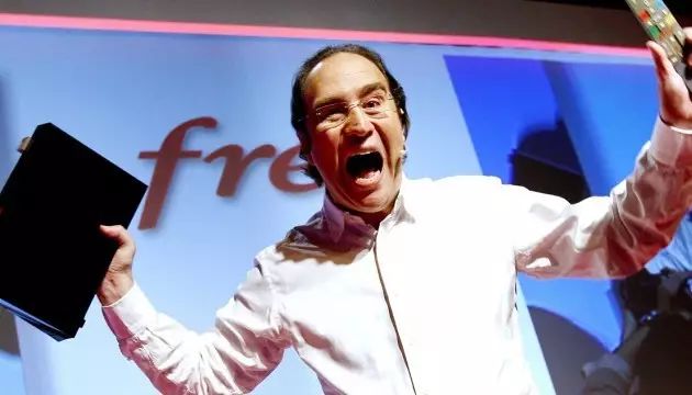 没老师、没作业、没文凭，这学校的毕业生还被一流大公司抢光