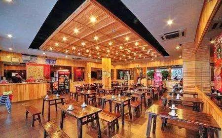 从路边摊到16家门店，不加盟不融资，管氏能成为烧烤界的老干妈吗