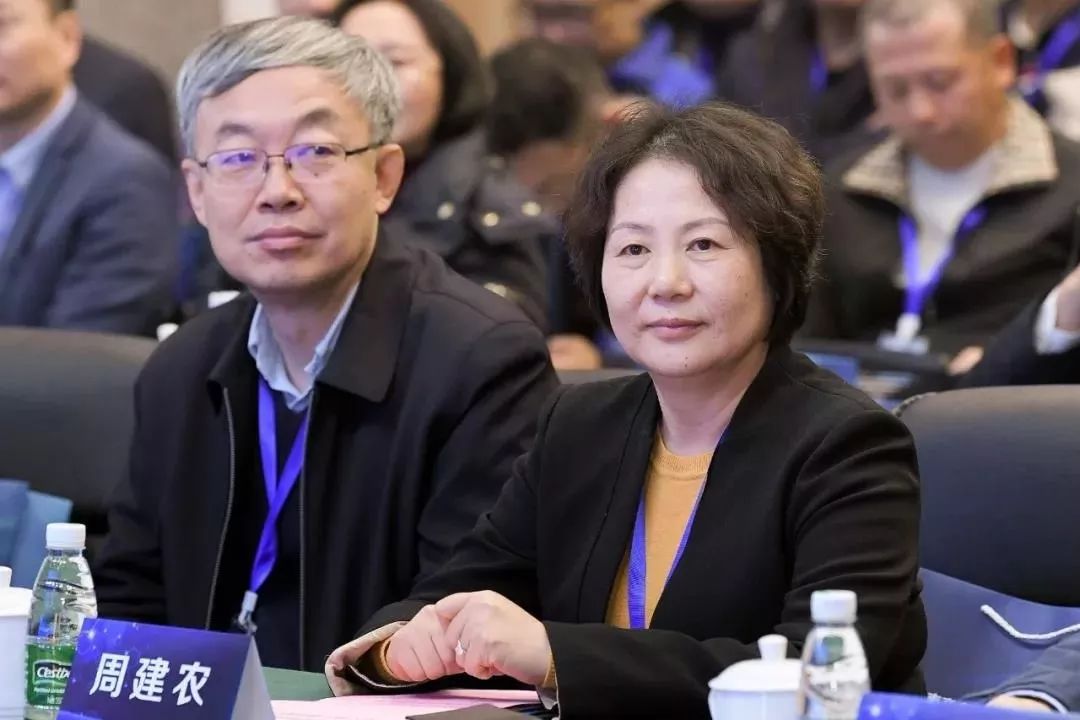 “南京海外校友创新服务中心 2019人工智能与大健康创投峰会”成功举办！