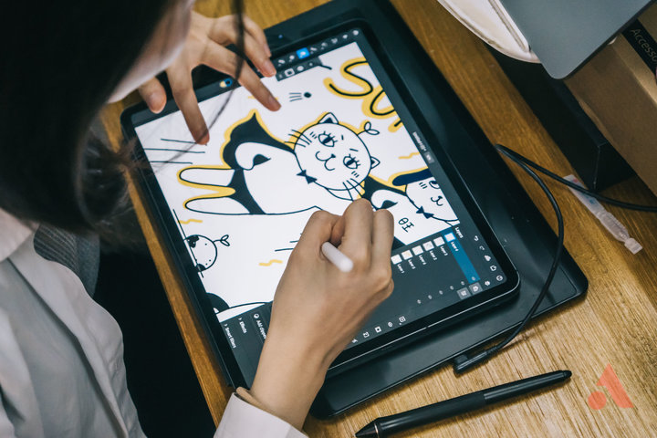 有了这项新技术，彩色版 Kindle 可能明年就来了