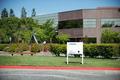 LinkedIn 准备与 Yammer、Salesforce 抢食？