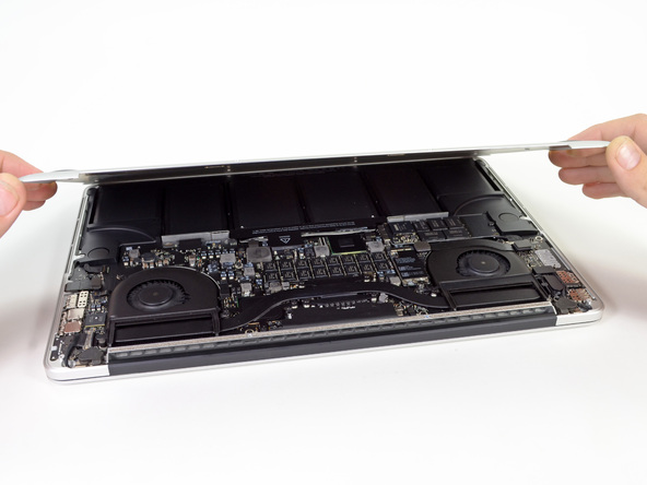 新版MacBook Pro拆机详解【高清大图】