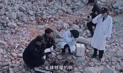 谜一般的盗版资源产业链：8.88元就能买到《白夜追凶》全集