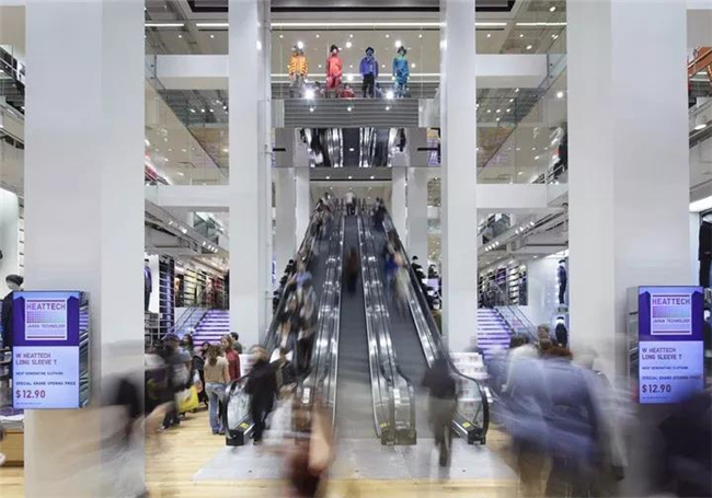 ​是谁设计了优衣库在纽约第五大道的旗舰店？