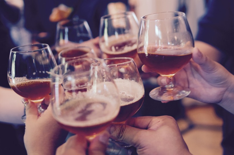 最新科学研究：为什么戒酒这么难？